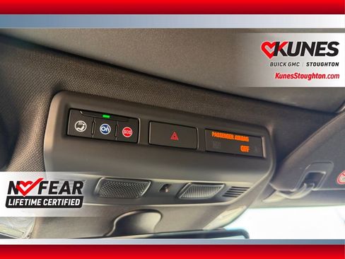 Used 2026 Chevrolet Corvette Stingray Coupe w/ Z51 Performance Package image 39