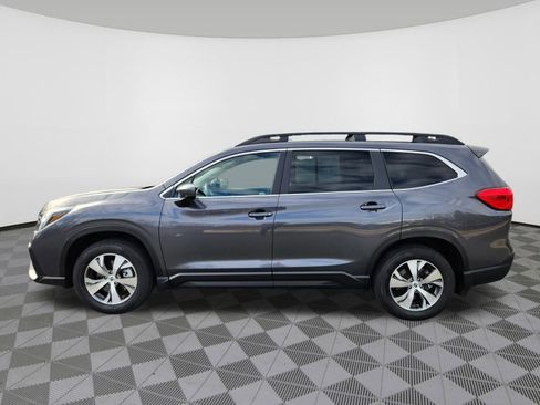 Certified 2025 Subaru Ascent Premium image 5