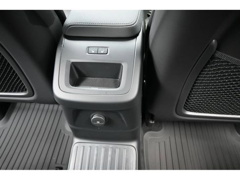 New 2026 Volvo XC60 T8 Ultra w/ Climate Package AWD/4WD image 19