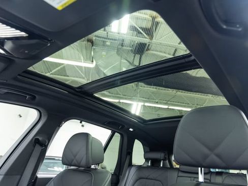 Used 2026 BMW X5 xDrive40i AWD/4WD image 13