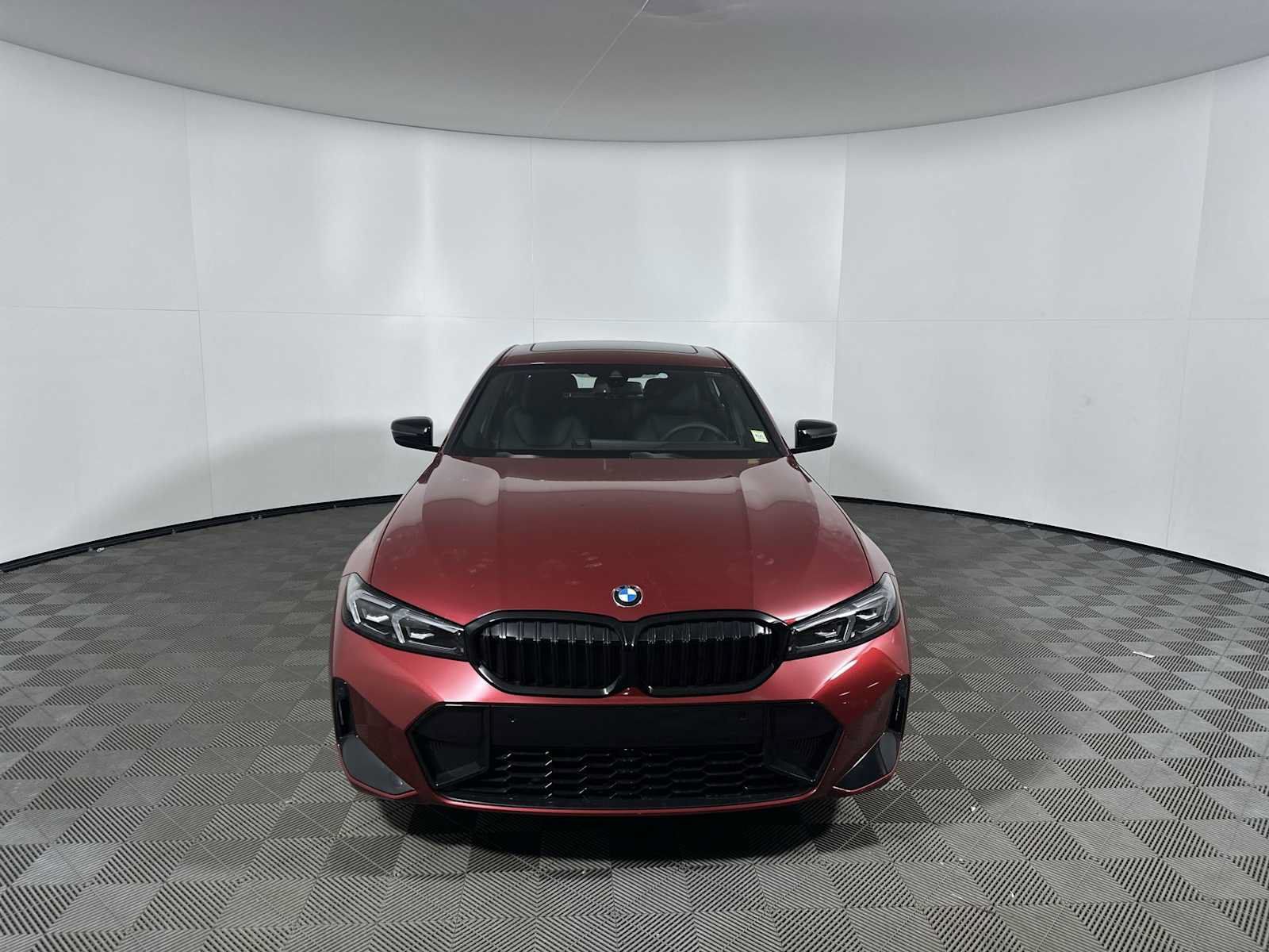 New 2026 BMW 330i xDrive Sedan w/ M Sport Package AWD/4WD image 5