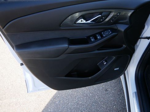 Used 2023 Chevrolet Traverse High Country w/ LPO, Floor Liner Package image 21