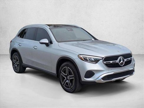 New 2026 Mercedes-Benz GLC 300 image 7