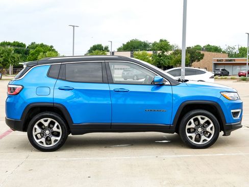 Used 2019 Jeep Compass Limited AWD/4WD image 7