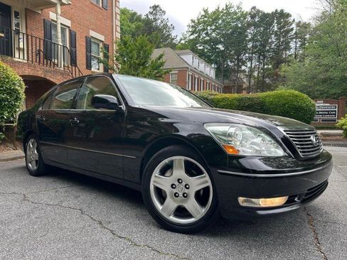 Used 2005 Lexus LS 430 RWD image 5