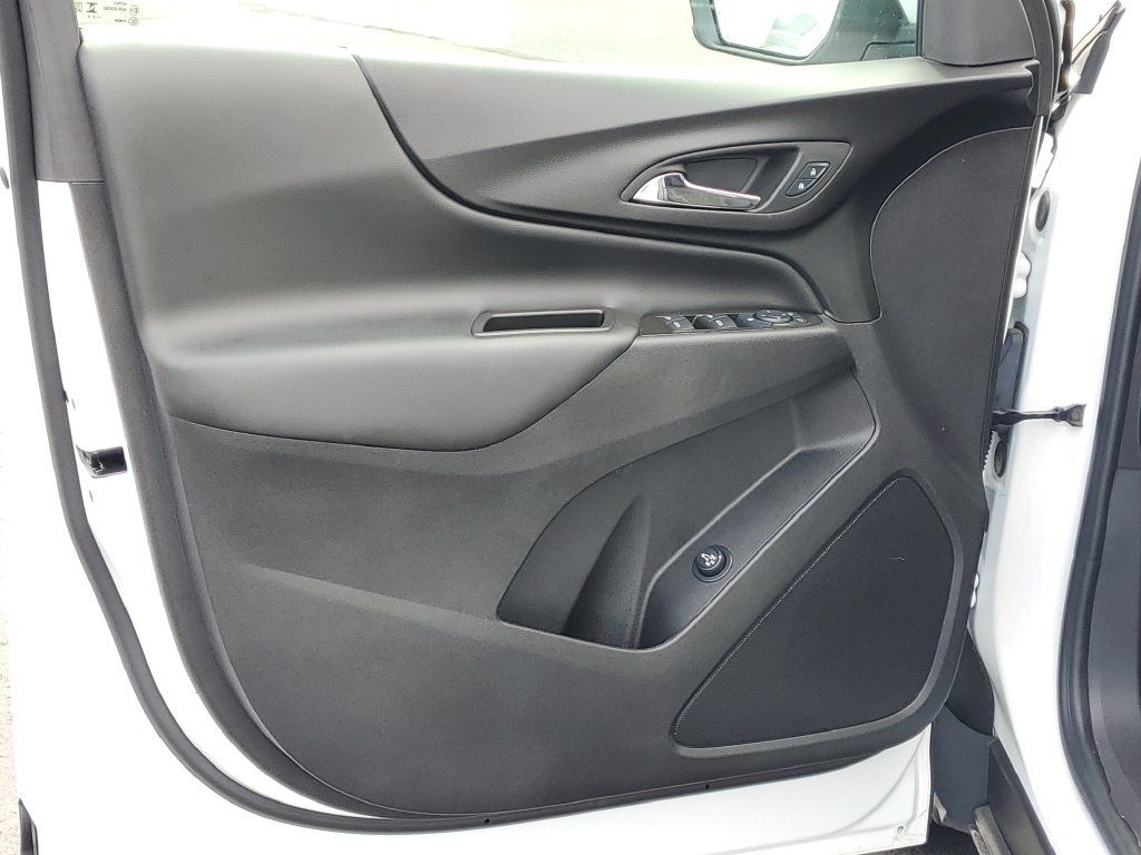 Used 2024 Chevrolet Equinox LT w/ LPO, Floor Liner Package FWD image 20