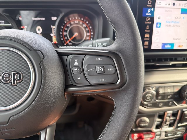 New 2026 Jeep Gladiator Mojave AWD/4WD image 18