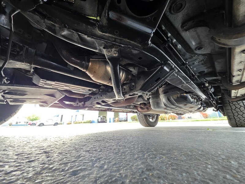 Used 2008 Toyota 4Runner Limited w/ Limited Extra Value Pkg 1 AWD/4WD image 32