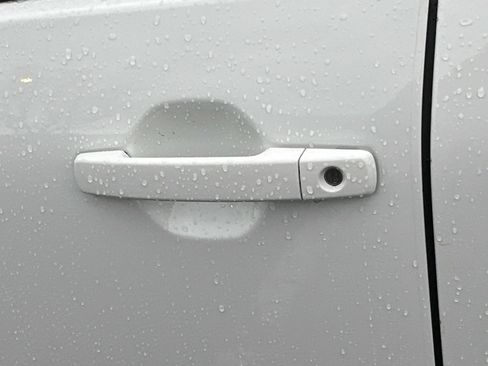 New 2026 Nissan Frontier SV w/ All-Weather Content Package image 14