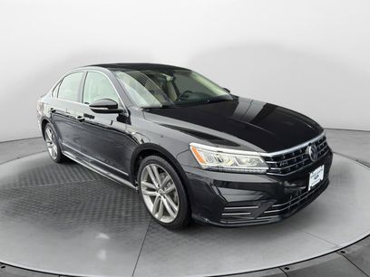 Used 2019 Volkswagen Passat 2.0T SE R-Line