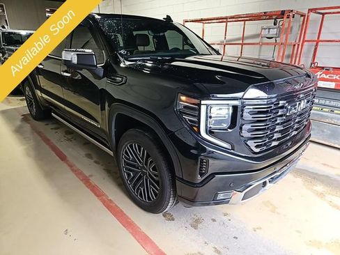 Used 2024 GMC Sierra 1500 Denali Ultimate AWD/4WD image 5