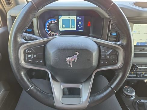 Used 2022 Ford Bronco Black Diamond AWD/4WD image 18