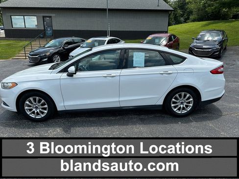 Used 2015 Ford Fusion S image 1