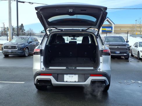 Certified 2023 INFINITI QX60 Pure image 9