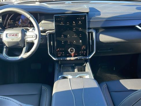 New 2026 GMC Acadia Elevation image 16