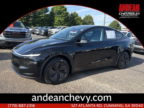 Used 2026 Tesla Model Y 2WD image 1