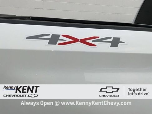 Used 2023 Chevrolet Silverado 1500 RST w/ Redline Edition image 12