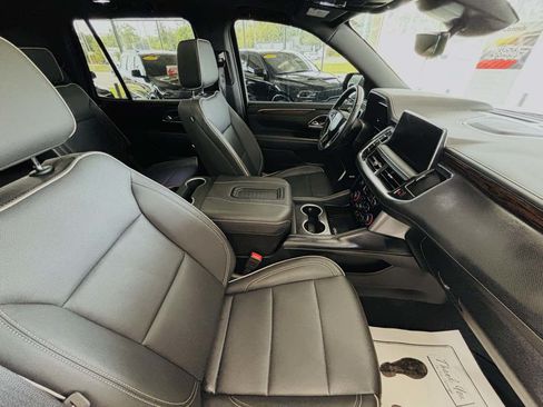Used 2024 Chevrolet Tahoe Premier AWD/4WD image 43