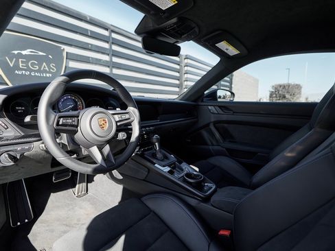 Used 2023 Porsche 911 GT3 image 3
