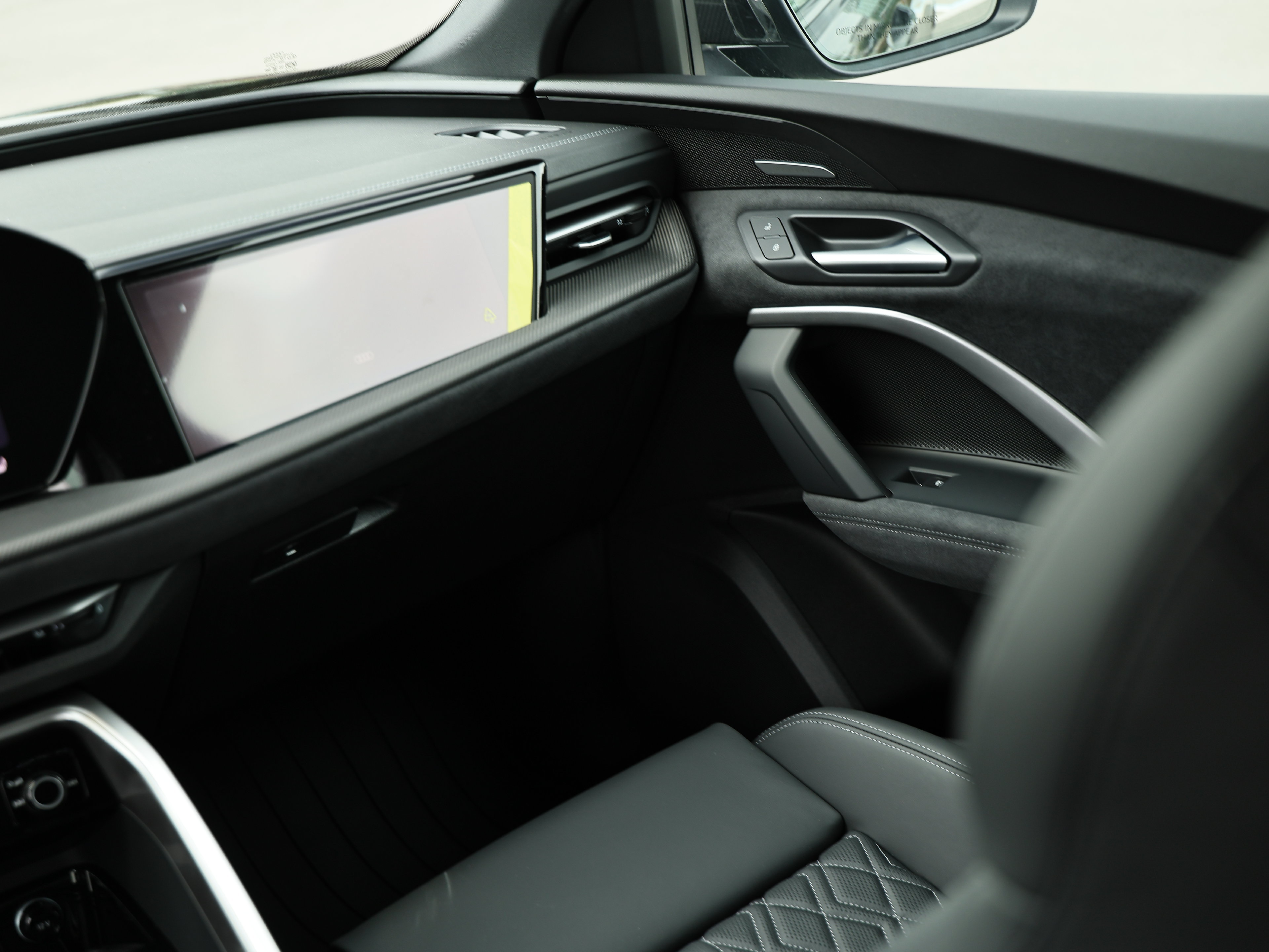 New 2026 Audi SQ5 Prestige AWD/4WD image 30