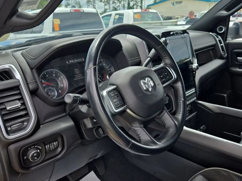 Used 2022 RAM 3500 Laramie AWD/4WD image 6