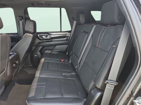 Used 2022 Chevrolet Tahoe RST w/ Sport Performance Package AWD/4WD image 10