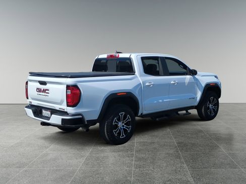 Used 2024 GMC Canyon AT4 w/ AT4 Premium Package image 5