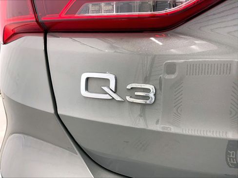 Certified 2023 Audi Q3 2.0T Premium w/ Convenience Package AWD/4WD image 7