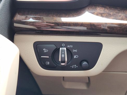 Used 2019 Audi Q5 2.0T Premium image 17