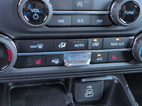 New 2026 Ford Bronco Big Bend AWD/4WD image 24