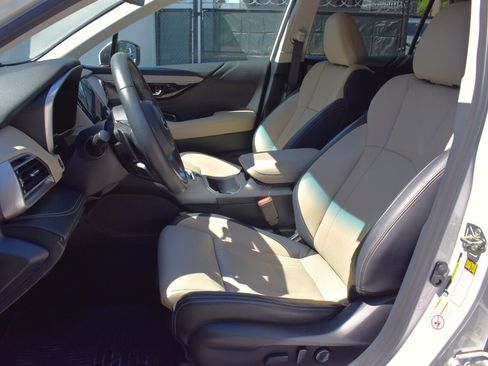 Used 2020 Subaru Outback Limited w/ Popular Package #2 AWD/4WD image 11