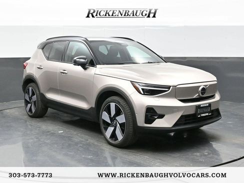 Used 2023 Volvo XC40 Recharge Ultimate image 1