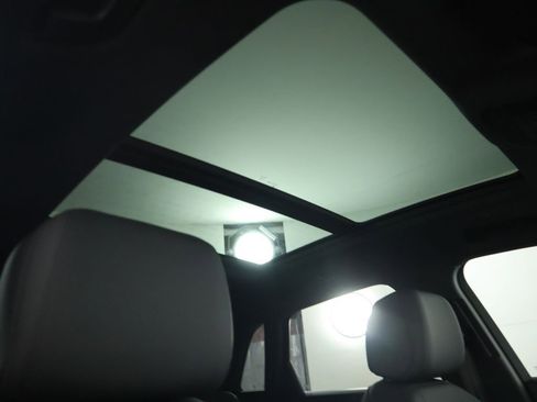 New 2025 Audi Q3 2.0T Premium image 19