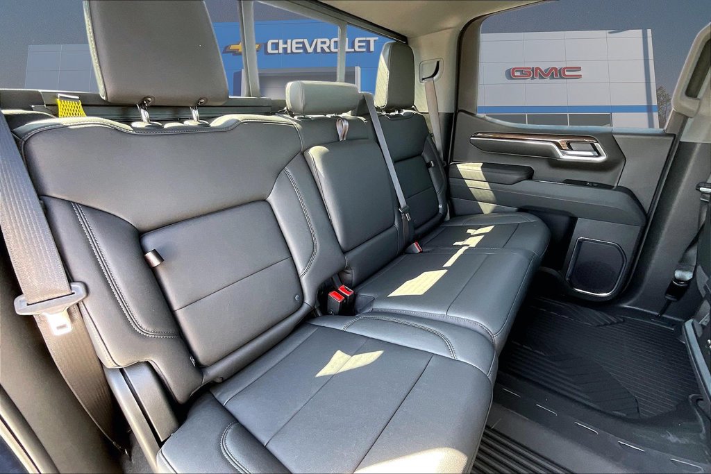 New 2026 Chevrolet Silverado 1500 RST w/ RST All Star Premium Package AWD/4WD image 10