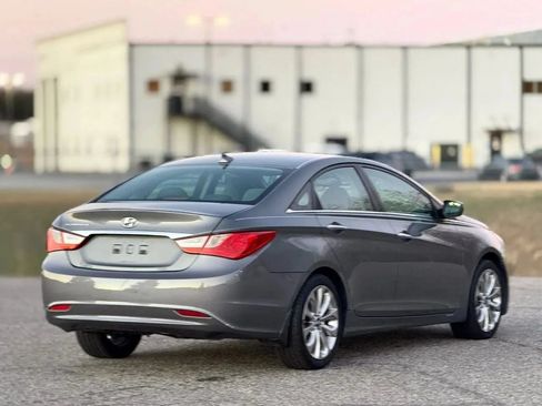 Used 2013 Hyundai Sonata SE FWD image 9