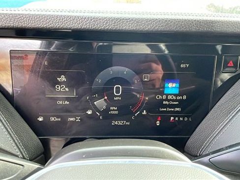 Used 2025 GMC Yukon XL Denali image 25