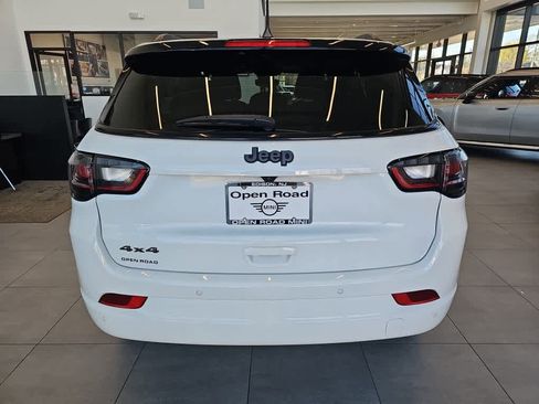 Used 2024 Jeep Compass Limited w/ High Altitude Package AWD/4WD image 9