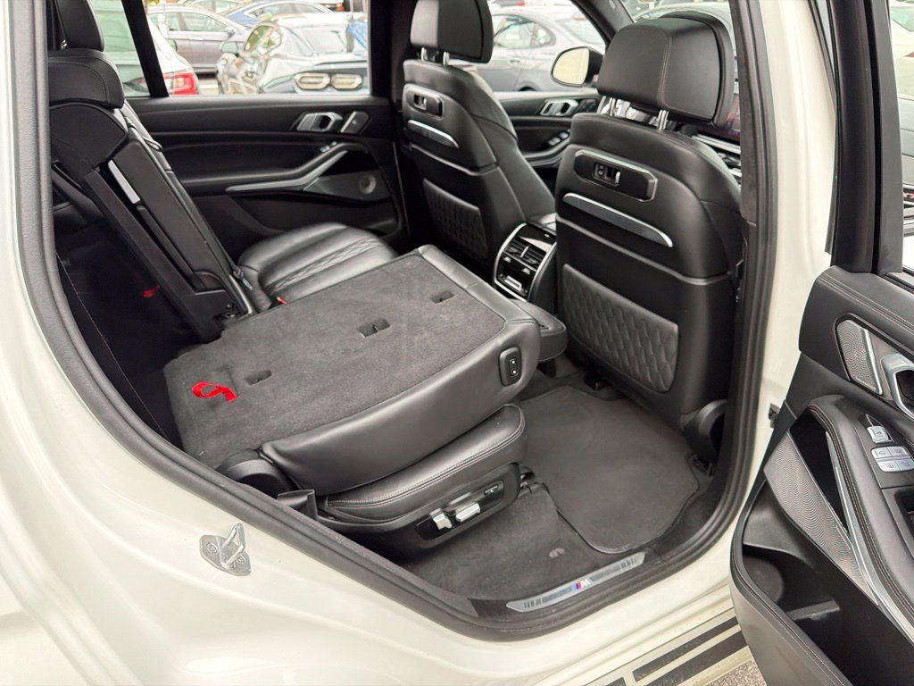 Used 2024 BMW X7 xDrive40i w/ Executive Package AWD/4WD image 30