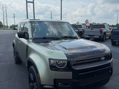 Used 2022 Land Rover Defender 110 X AWD/4WD image 37