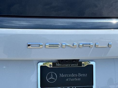 Used 2026 GMC Yukon XL Denali Ultimate AWD/4WD image 12