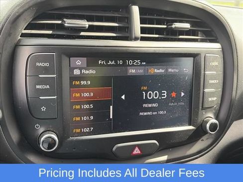 Used 2022 Kia Soul LX w/ Technology Package FWD image 10