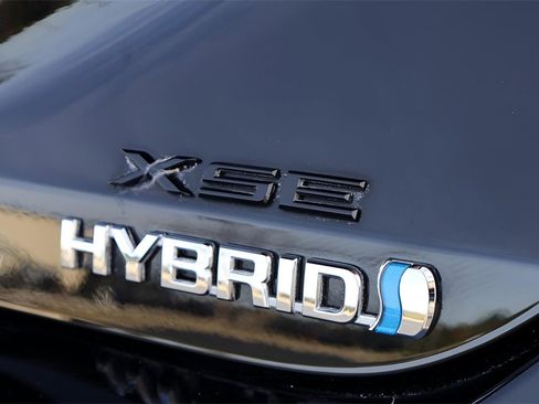 Certified 2019 Toyota Avalon XSE image 23