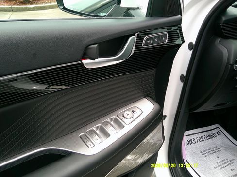 Used 2025 Hyundai Palisade Calligraphy AWD/4WD image 9
