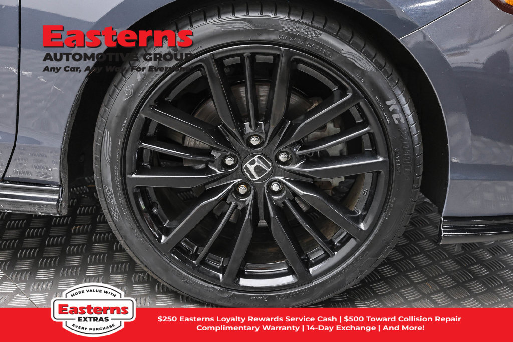 Used 2023 Honda Accord Touring image 33