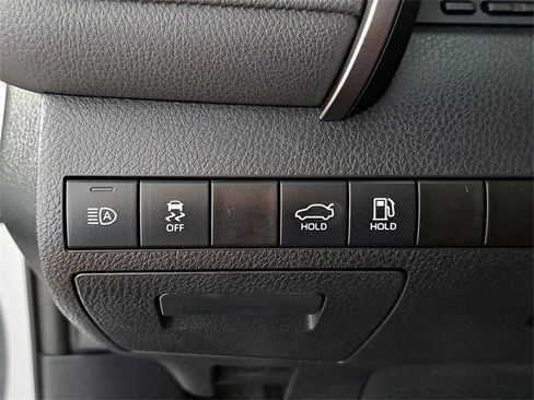 Used 2023 Toyota Camry LE image 23