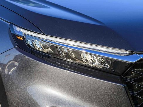 New 2026 Honda CR-V EX image 4