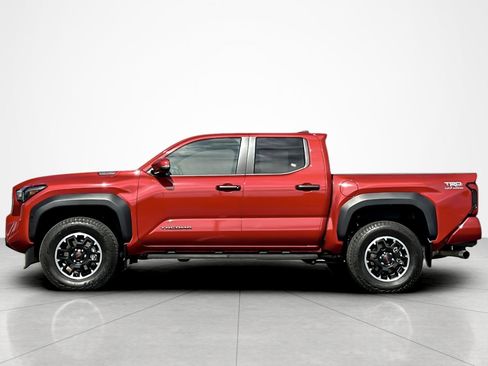 Used 2024 Toyota Tacoma TRD Off-Road w/ TRD Off Road Upgrade Package image 2