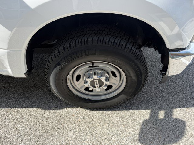 Used 2021 Ford F250 XL w/ STX Appearance Package RWD image 16