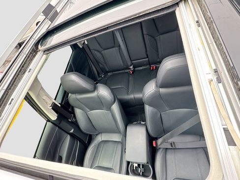 Used 2024 Subaru Forester Touring image 27