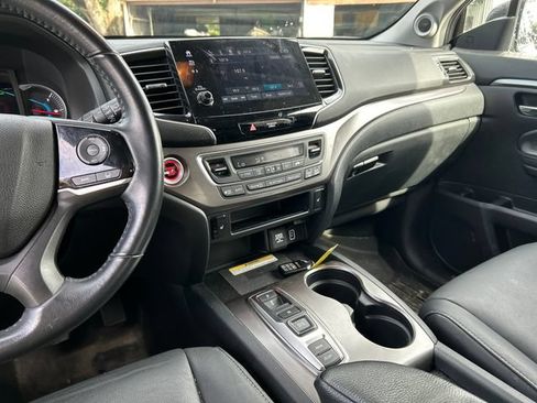 Used 2021 Honda Pilot Special Edition image 17